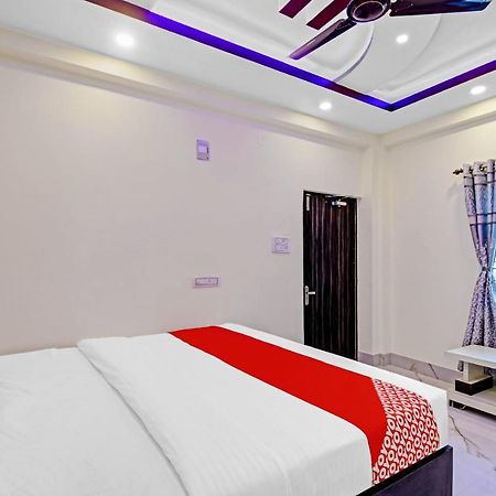Oyo 86602 Hotel Dream Palace Calcutta  Esterno foto
