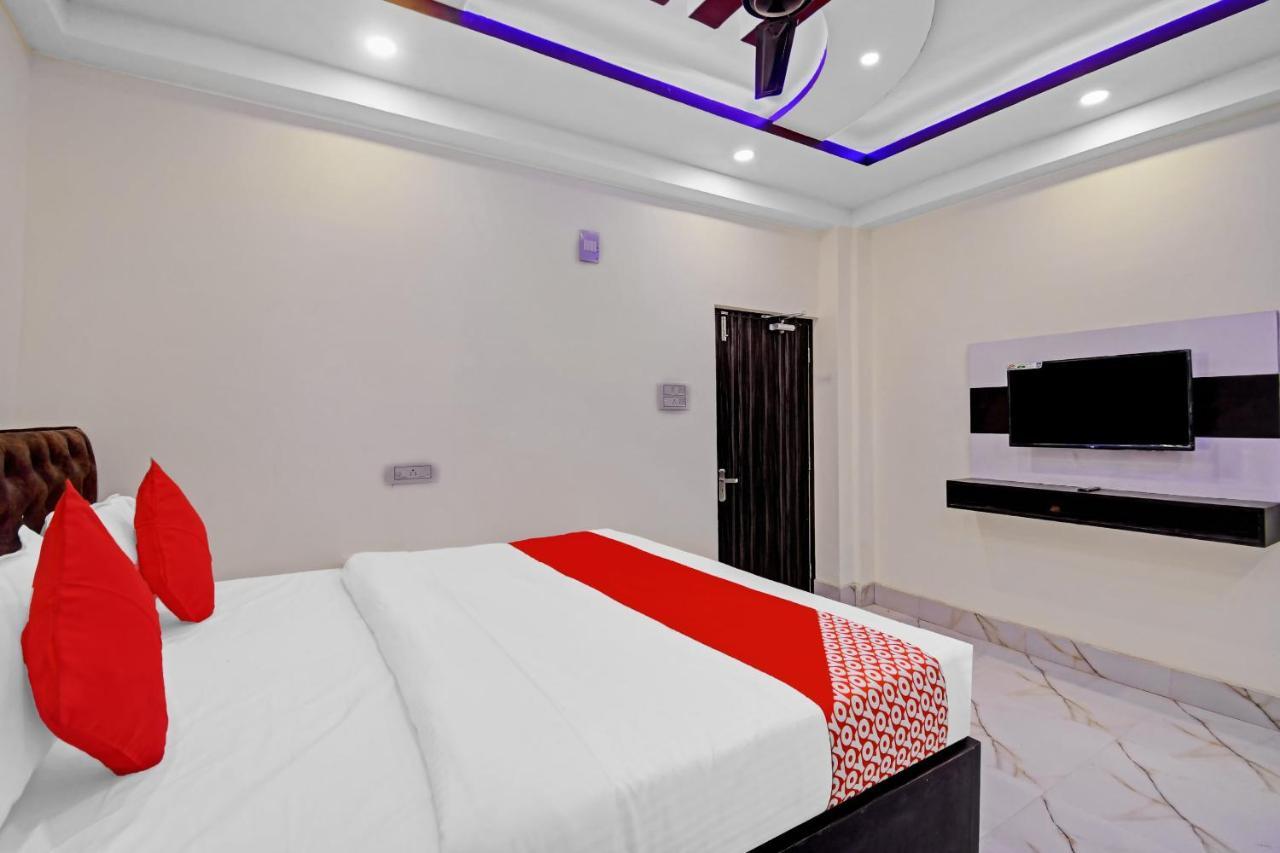 Oyo 86602 Hotel Dream Palace Calcutta  Esterno foto